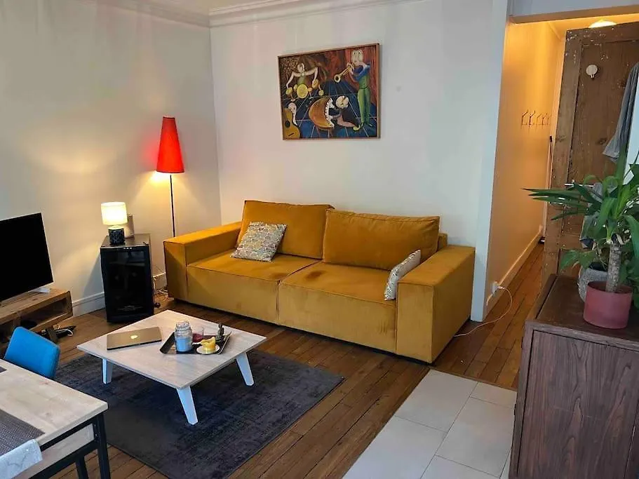 Appartamento Appartement Haussmanien Au Coeur Du Village Montmartre ! Parigi Francia